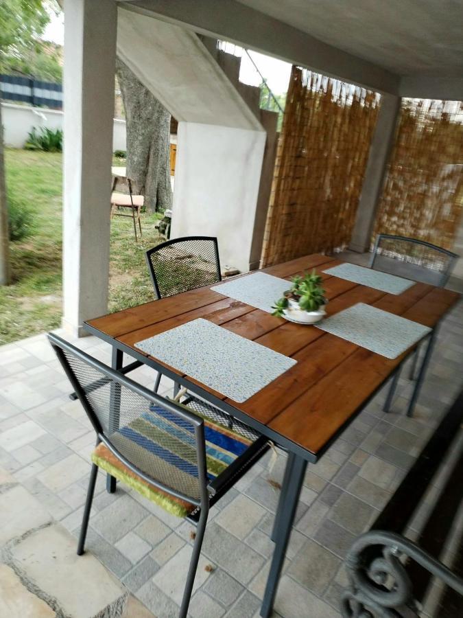 Holiday Home Nena Drnis Exterior photo