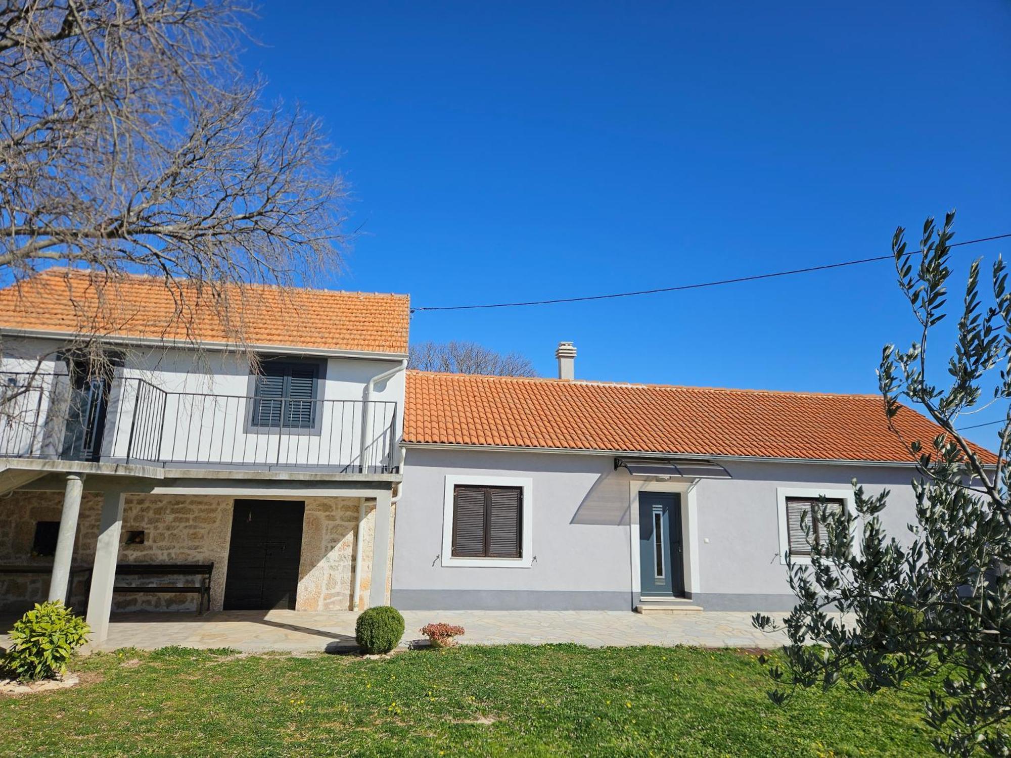 Holiday Home Nena Drnis Exterior photo